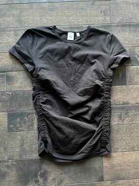 Aritzia TNA Workout Top
